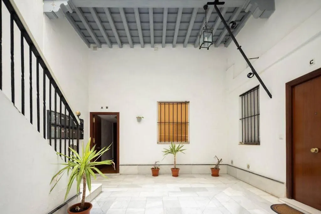 Papallona Cadiz Apartment Grupo Ac Gestion 0*,